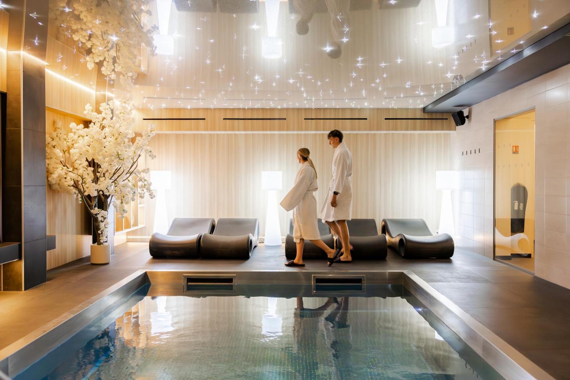 L' Hotel & Spa Ribeauville- Haut-Koenigsbourg ภายนอก รูปภาพ